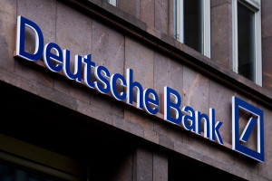 Deutsche Bank «Παγώνει» τις μειώσεις επιτοκίων η ΕΚΤ - Επιστρέφει τον Σεπτέμβριο με αποφάσεις