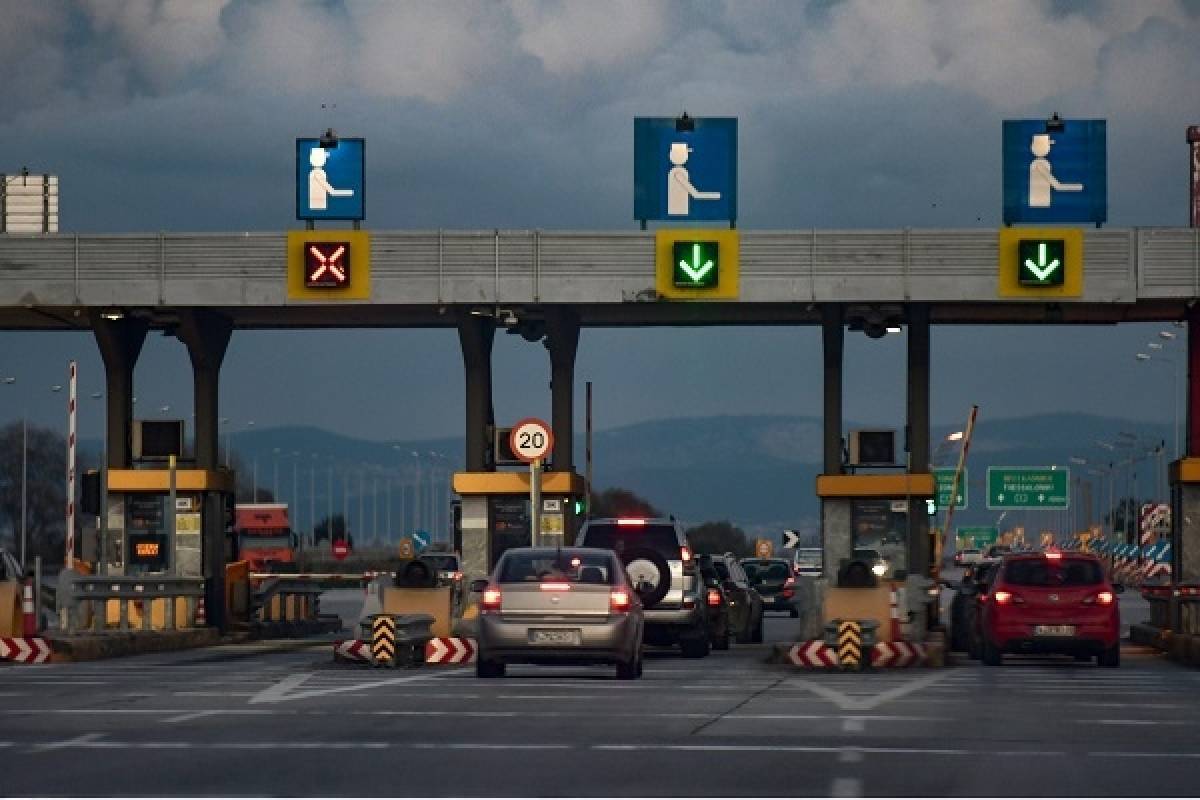 Αυτοκινητόδρομοι: Οι νέες τιμές των μετωπικών και πλευρικών διοδίων