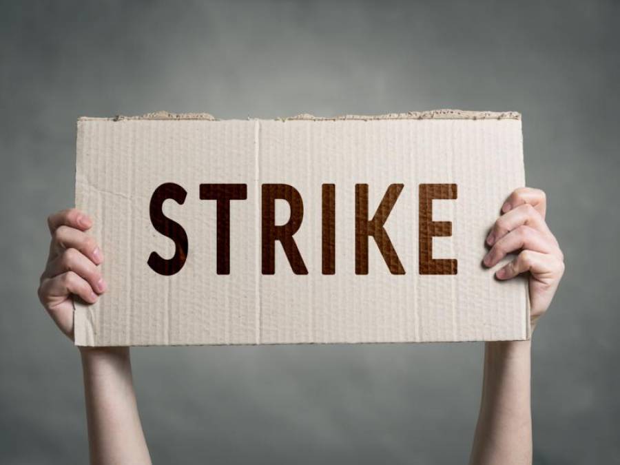 Η ΟΛΜΕ σταματά την απεργία-αποχή για την αξιολόγηση των εκπαιδευτικών