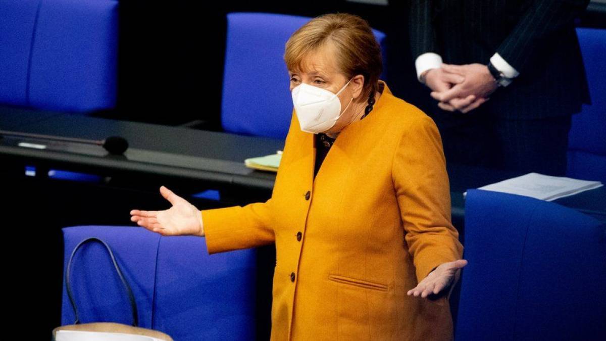 Ανήσυχη δηλώνει η Μέρκελ για την υγεία του Ναβάλνι