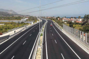 Αποκαθίσταται η κυκλοφορία στην Περιμετρική Πατρών μετά τις πυρκαγιές