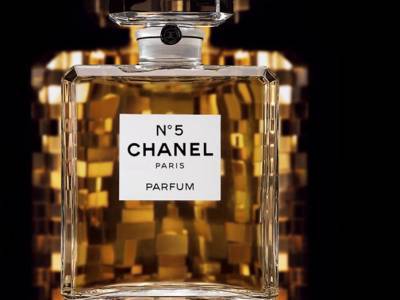 100 χρόνια Chanel N°5: Ενδιαφέροντα στοιχεία για το μυθικό άρωμα