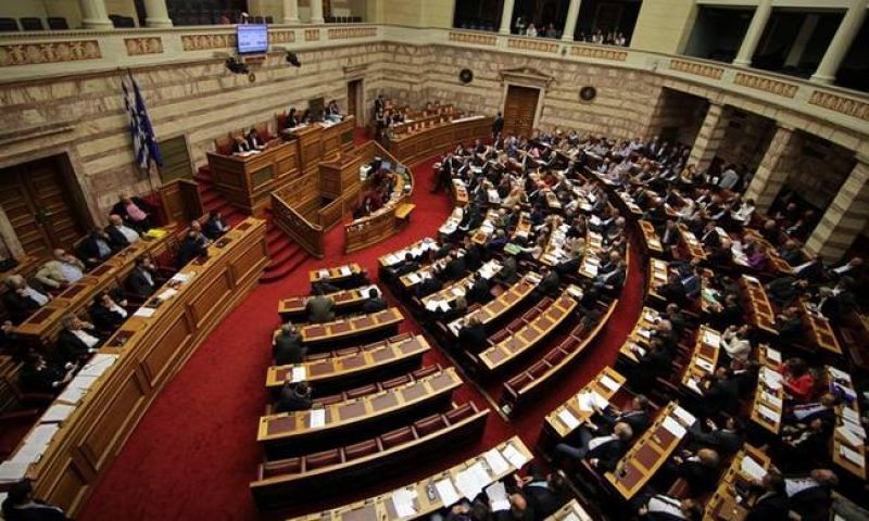 Έρχεται νομοσχέδιο κατά του λαθρεμπορίου καπνικών προϊόντων