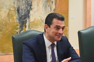 Σκρέκας: Πάει μέχρι τέλος Οκτωβρίου το market pass