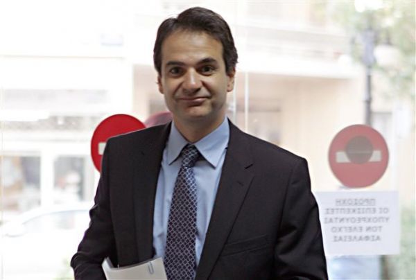 Υπουργείο Διοικητικής Μεταρρύθμισης: "Παραπλανητικά τα περί διαθεσιμότητας 30 χιλιάδων υπαλλήλων"