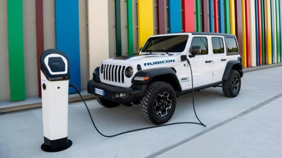 Το Plug-in Hybrid Wrangler 4xe, αποτελεί ένα σημαντικό κεφάλαιο στην ιστορία της θρυλικής Αμερικανικής μάρκας