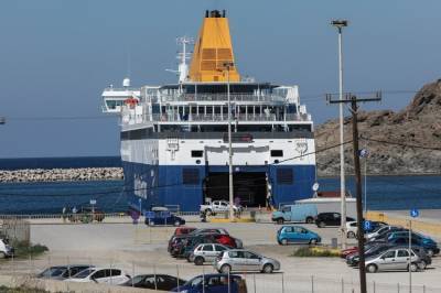 Κορονοϊός: Αρνητικό το δείγμα του ναυτικού στο Blue Star Μύκονος