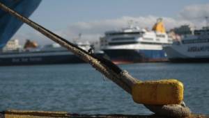 Παράνομη η απεργία της ΠΝΟ - Δεμένα πλοία την Τρίτη