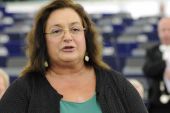 Μαριέττα Γιαννάκου: Βγήκε από την εντατική-Βελτιώνεται η υγεία της