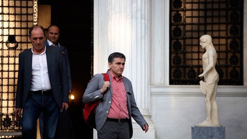 Διαπραγμάτευση: Πολιτική λύση για τα «καυτά σημεία» αναζητά η κυβέρνηση