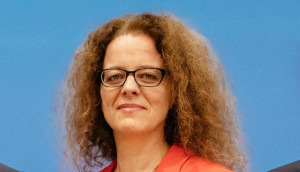 Σνάμπελ (ΕΚΤ): «Αρκετά ανησυχητικό» το ενεργειακό ράλι – Στο τραπέζι νέα αύξηση επιτοκίων