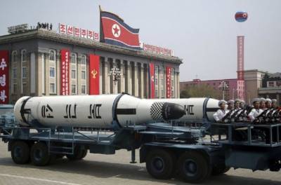 Στην εκτόξευση δύο πυραύλων προχώρησε η Βόρεια Κορέα