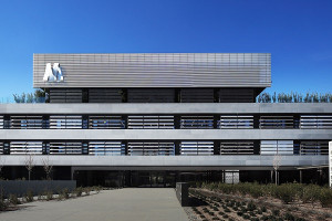 MYTILINEOS- HELLENiQ ENERGY: Πώληση τεσσάρων φωτοβολταϊκών έργων στη Ρουμανία