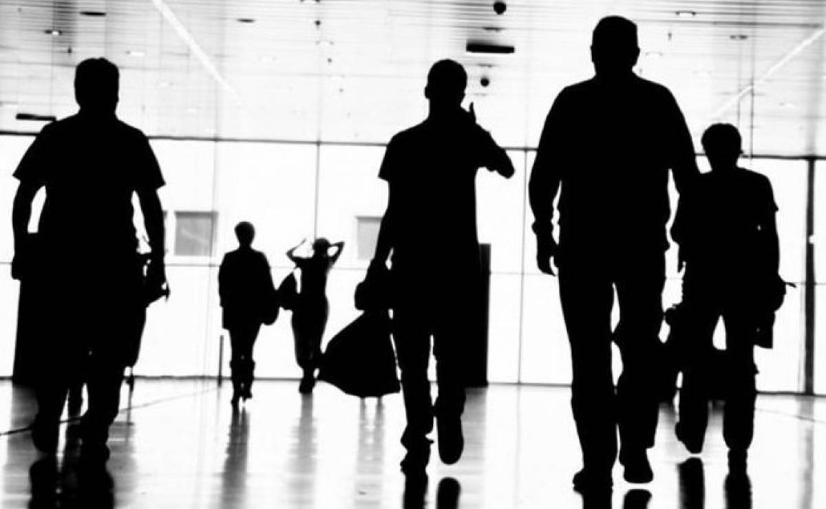 Στο πρόγραμμα των 100.000 νέων θέσεων εργασίας οι εποχικές επιχειρήσεις