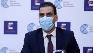 Θεμιστοκλέους: Η τρίτη δόση δεν θα είναι υποχρεωτική