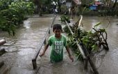 Φιλιππίνες: 43 νεκροί και δεκάδες αγνοούμενοι από τροπική καταιγίδα