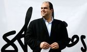 Στέλιος Χατζηιωάννου: Η ελληνική γραφειοκρατία μπλοκάρει το φιλανθρωπικό του έργο