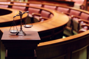 Δικηγόροι Αθηνών: Πενθήμερη αποχή για το φορολογικό νομοσχέδιο