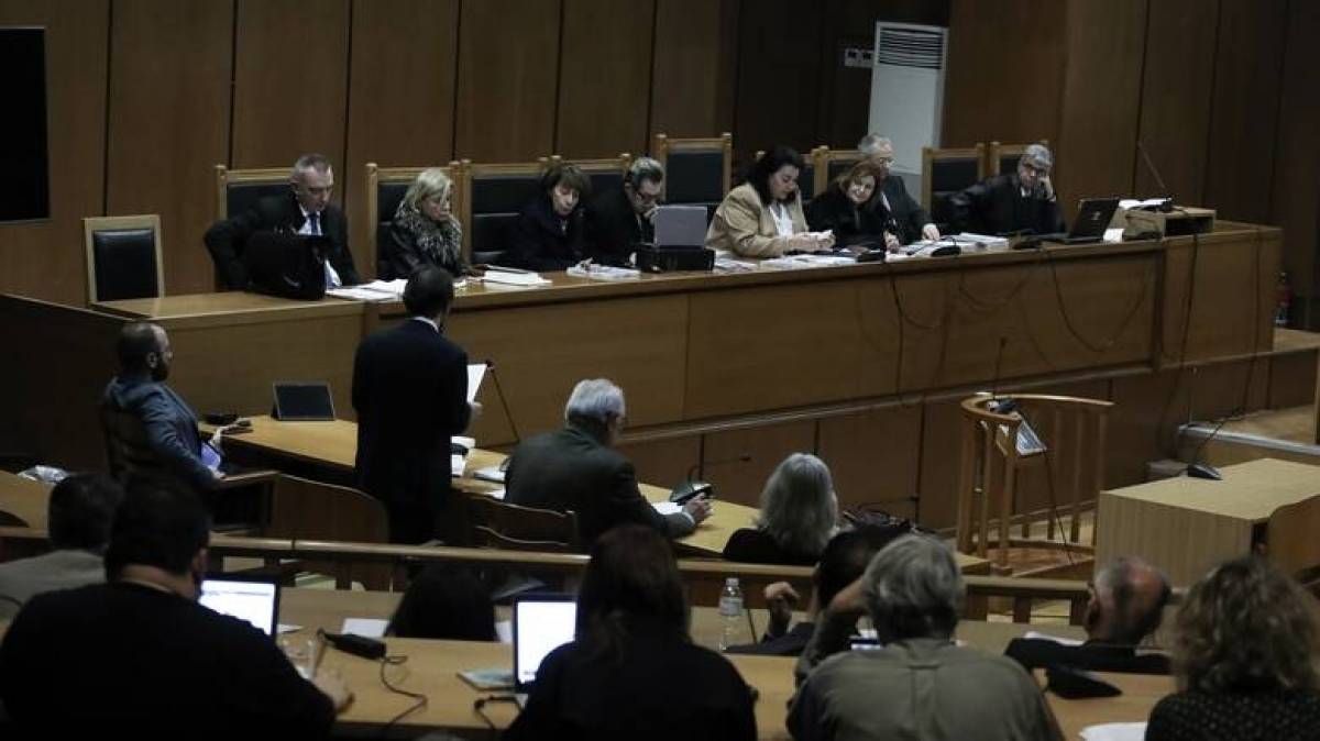 Διακόπηκε η δίκη της Χρυσής Αυγής- Την Παρασκευή οι ποινές