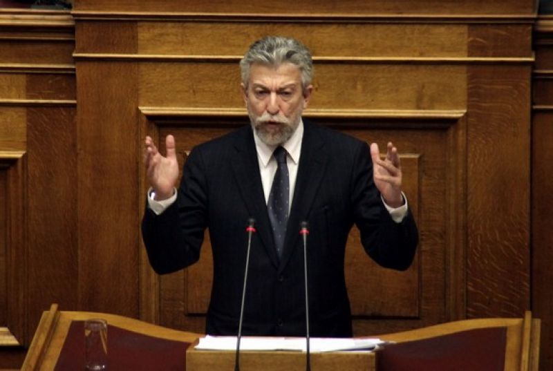 Δημοψήφισμα 2015: Ο Κοντονής αναστέλλει τις αθλητικές δραστηριότητες