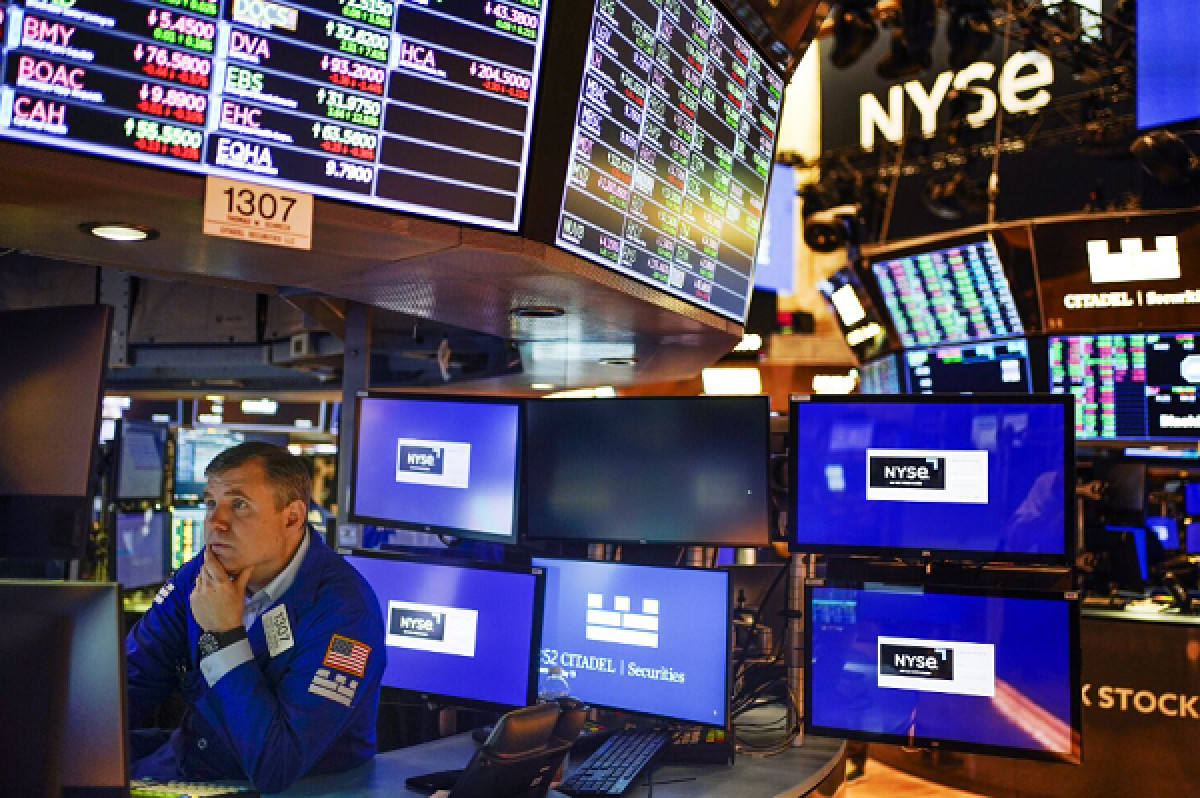 Νέοι κλυδωνισμοί στη Wall Street λόγω της ανθεκτικής αγοράς εργασίας