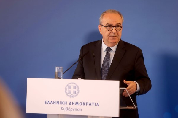 Παπαθανάσης- Market Pass: Μεγαλύτερο το κέρδος από τη μείωση ΦΠΑ
