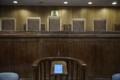 Ειδικό Δικαστήριο: Νέες καταθέσεις μαρτύρων για τις τηλεοπτικές άδειες