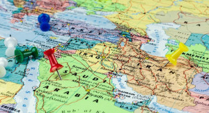 Bloomberg: 3 σενάρια για τη Μέση Ανατολή-Οι... πληγές στην οικονομία