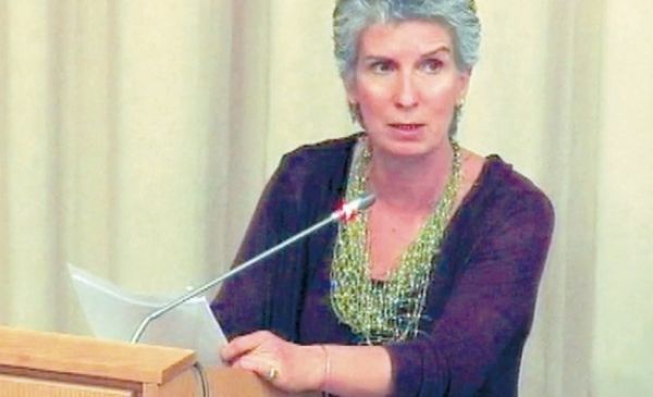 Ποινική δίωξη κατά της Συριζαίας που πέταξε θρησκευτικό εικόνισμα