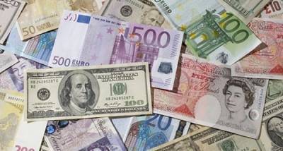 Πιέσεις σε δολάριο και στερλίνα-Πτωτικά η τουρκική λίρα