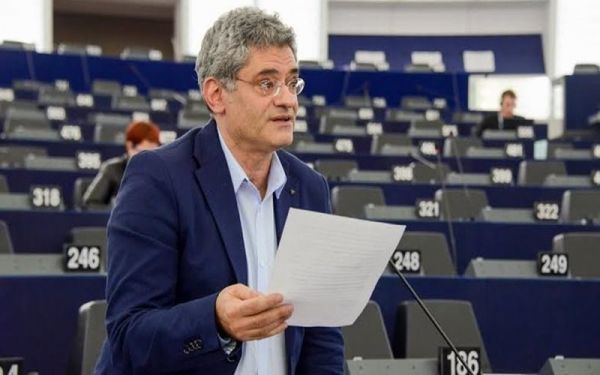 Τι απαντά ο Κύρκος για το... φλερτ από τον ΣΥΡΙΖΑ
