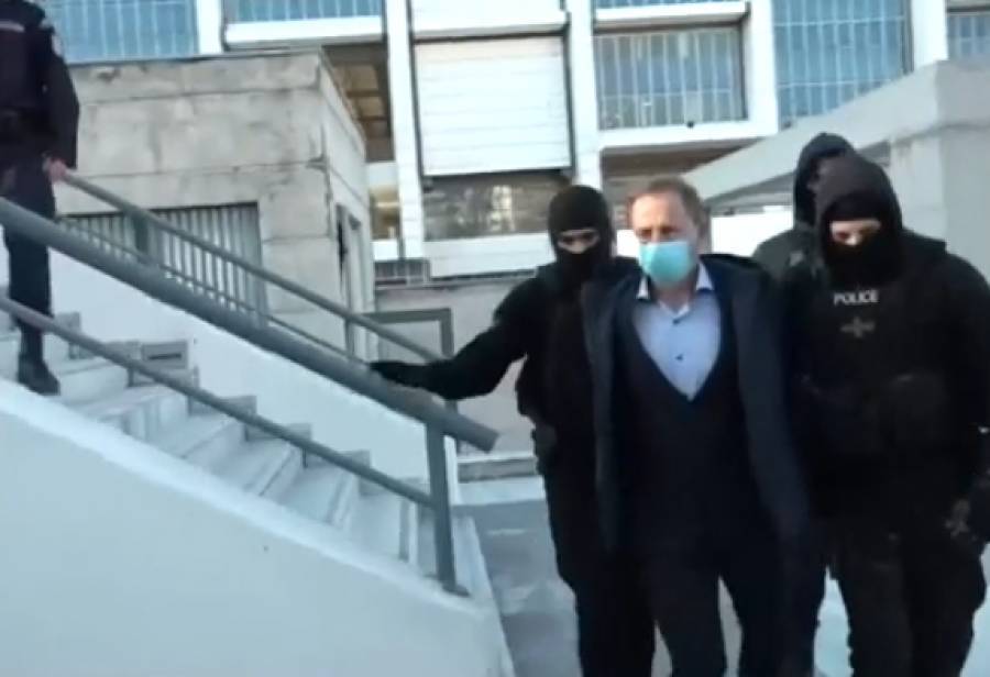 Αρνείται τις κατηγορίες για βιασμούς ο Δημήτρης Λιγνάδης