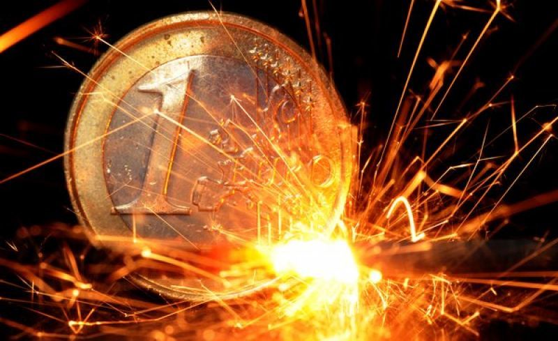 Στα 321 δισ. ευρώ εκτοξεύθηκε το χρέος της Ελλάδας