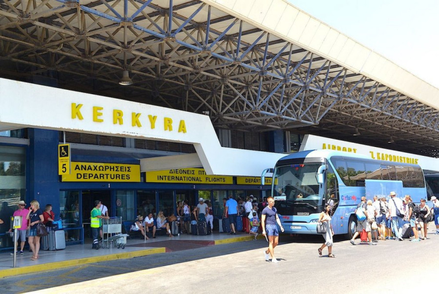 Fraport: Εργασίες αναμόρφωσης και ανακατασκευής διαδρόμων στα αεροδρόμια Κέρκυρας, Μυτιλήνης και Μυκόνου