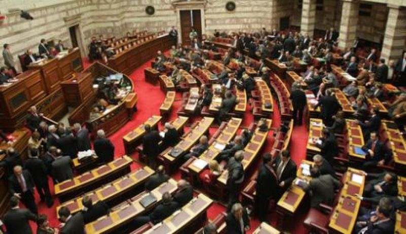 ΣΥΡΙΖΑ: Επανακατέθεσε τις τροπολογίες για πετρέλαιο θέρμανσης - δωρεάν ρεύμα