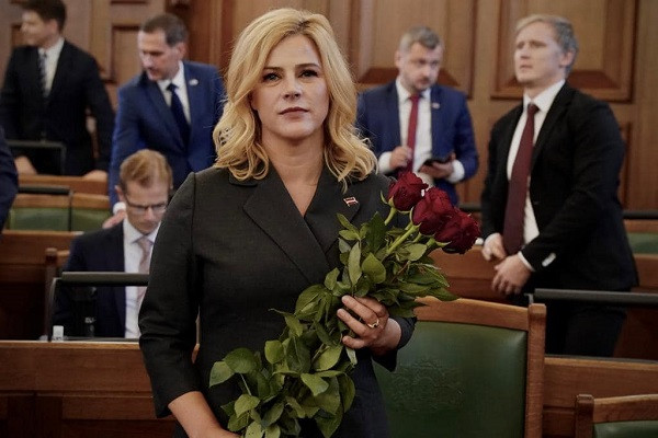 Νέα πρωθυπουργός της Λετονίας η Εβίκα Σιλίνα
