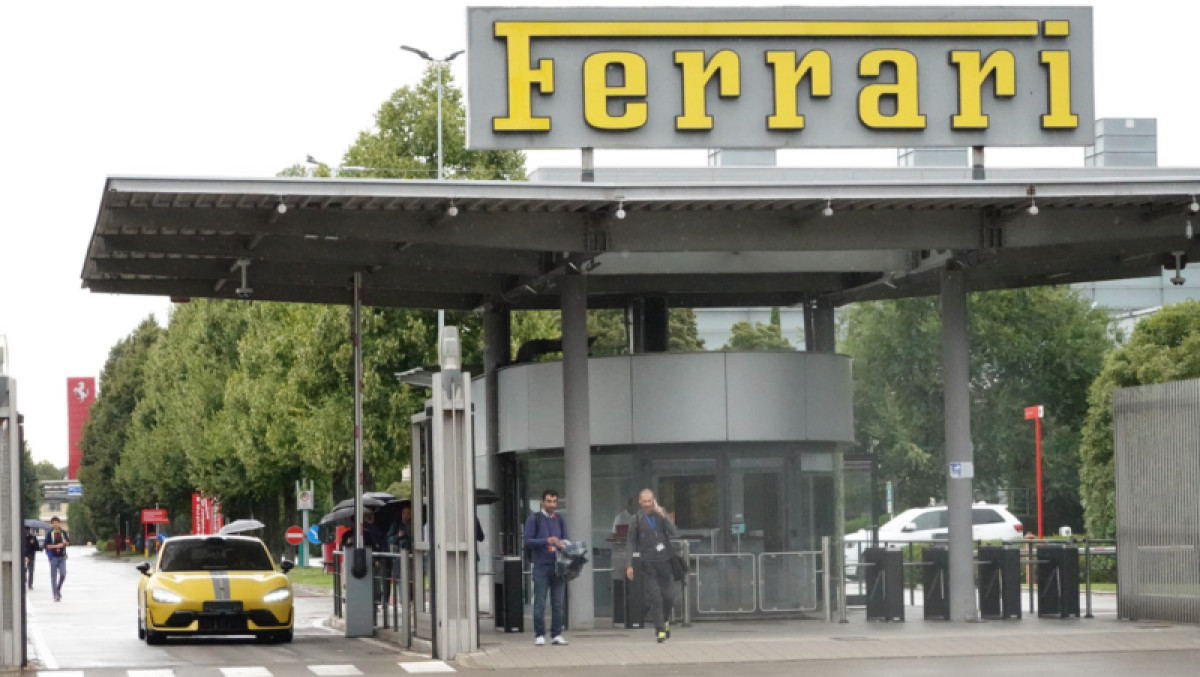 Κάνει κατασκοπεία η Ferrari την Xiaomi;