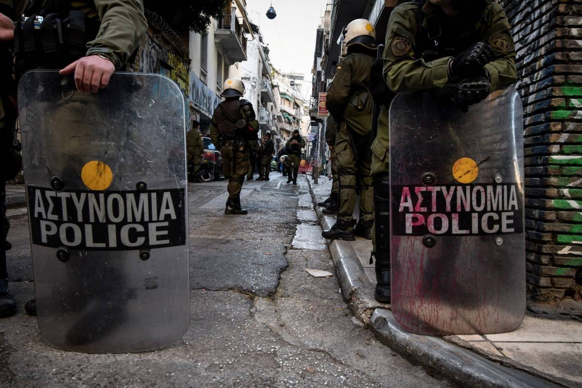 Αστυνομική επιχείρηση σε Εξάρχεια και ΟΠΑ κατά της διακίνησης ναρκωτικών