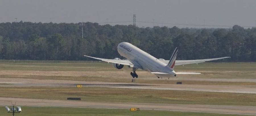 Αεροσκάφος της Air France έκανε αναγκαστική προσγείωση στη Ρωσία
