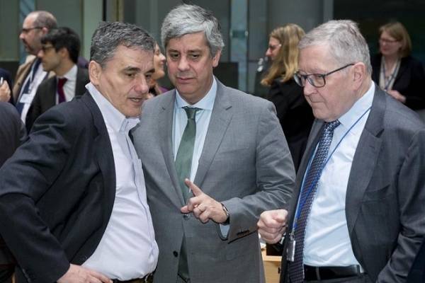 Eurogroup αλά ιταλικά, με φόντο την Ελλάδα