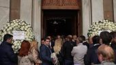 Πλήθος κόσμου στο συγκινητικό «αντίο» στον Αριστείδη Αλαφούζο