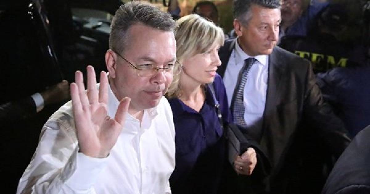 Στάση στη Γερμανία ο πάστορας Μπράνσον-Ετοιμάζει υποδοχή ο Τραμπ