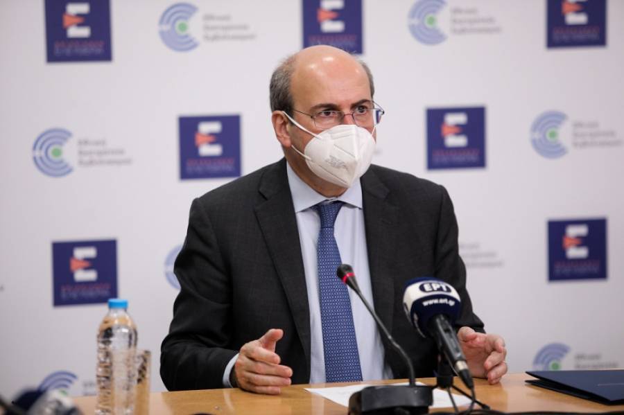 Χατζηδάκης: Παραπάνω άδειες και ρεπό αντί χρημάτων για τις υπερωρίες