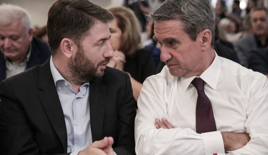 «Έκπληκτος» ο Ανδρουλάκης με το deal Μητσοτάκη - Λοβέρδου