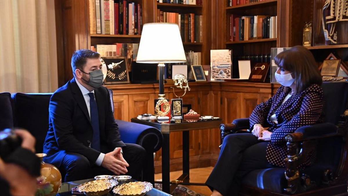 Συνάντηση Ανδρουλάκη- Σακελλαροπούλου- Τι συζήτησαν