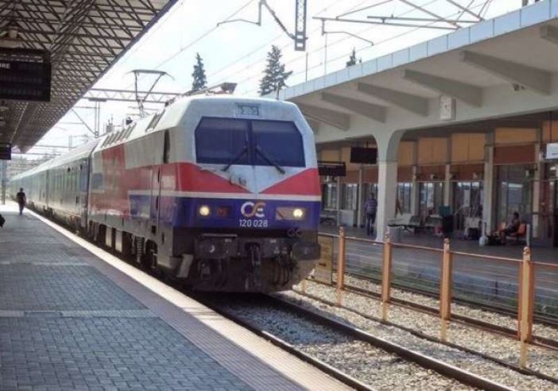 Χωρίς προαστιακό και ΟΣΕ για τέσσερις ώρες την Πέμπτη