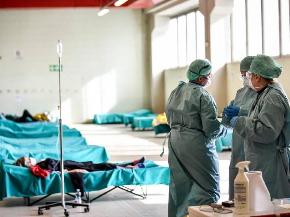 Αυξάνεται ξανά ο ρυθμός μετάδοσης του κορονοϊού στην Ιταλία