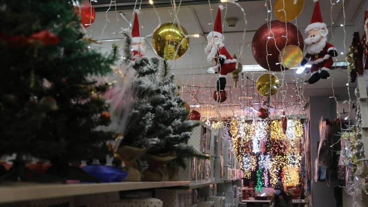 Εμπορικοί Σύλλογοι προς κυβέρνηση: Σκεφτείτε σοβαρά τη διαγραφή χρεών
