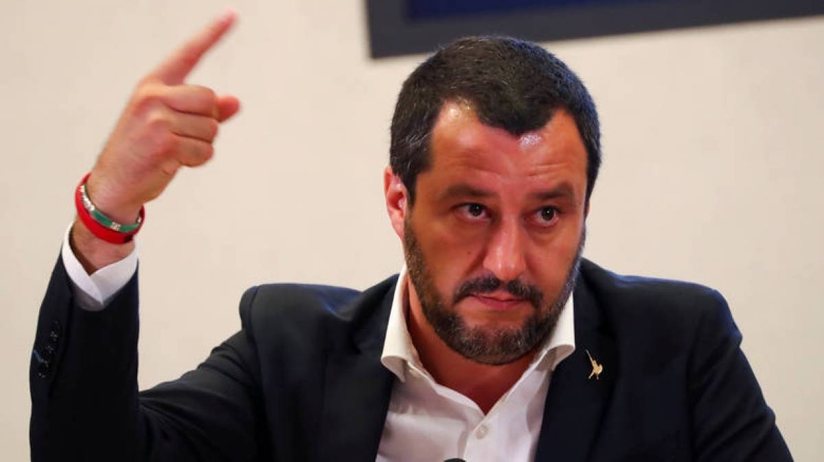 Σαλβίνι: Θα είναι τρελοί αν κινήσουν διαδικασία κυρώσεων