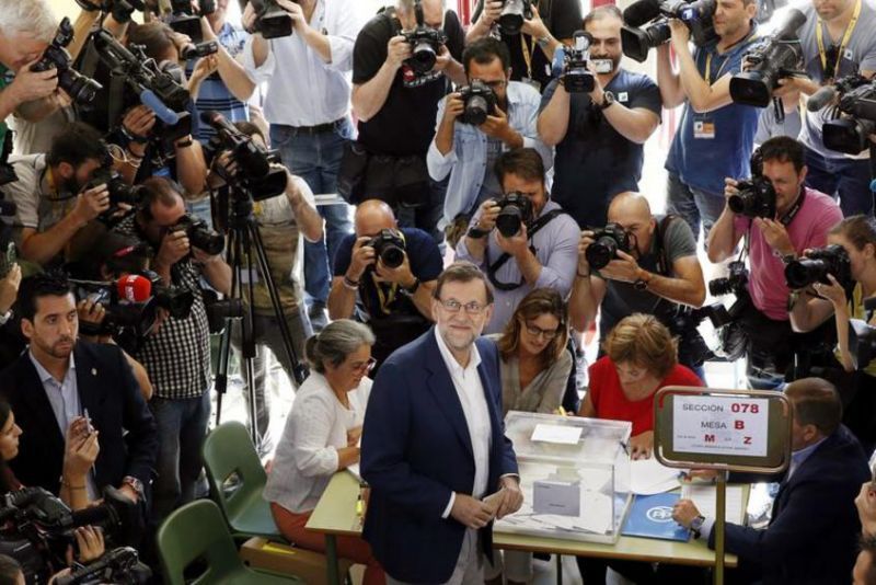 Exit polls Ισπανία: Δεύτερο κόμμα οι Podemos-28,5% το Λαϊκό Κόμμα